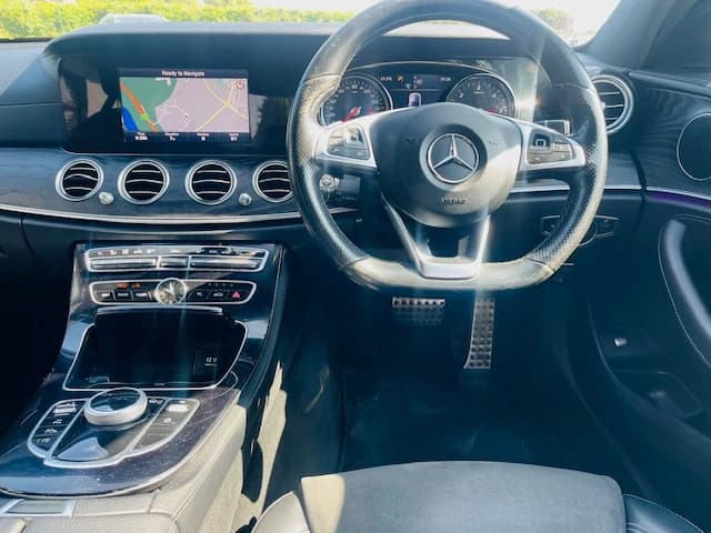 2017 MERCEDES BENZ E220 D - thumbnail 3
