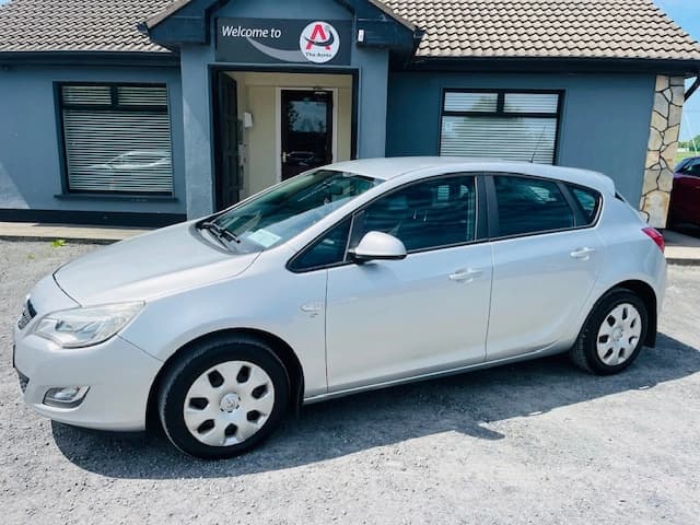 2010 OPEL ASTRA