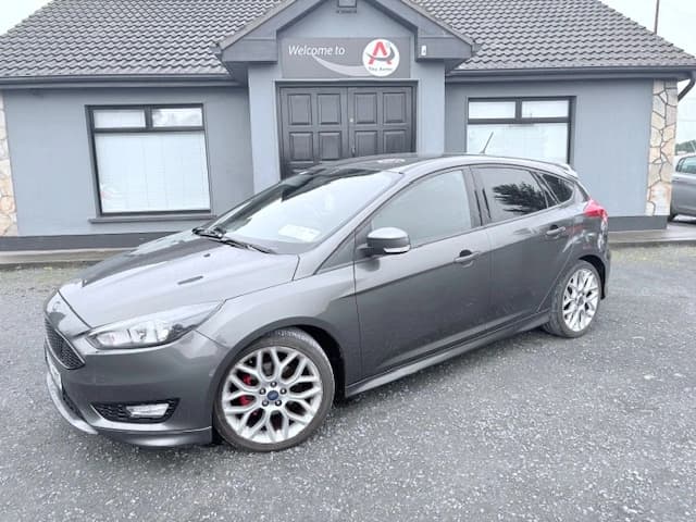 2017 FORD FOCUS
