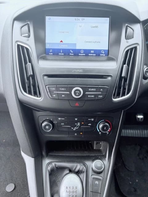 2017 FORD FOCUS - thumbnail 5