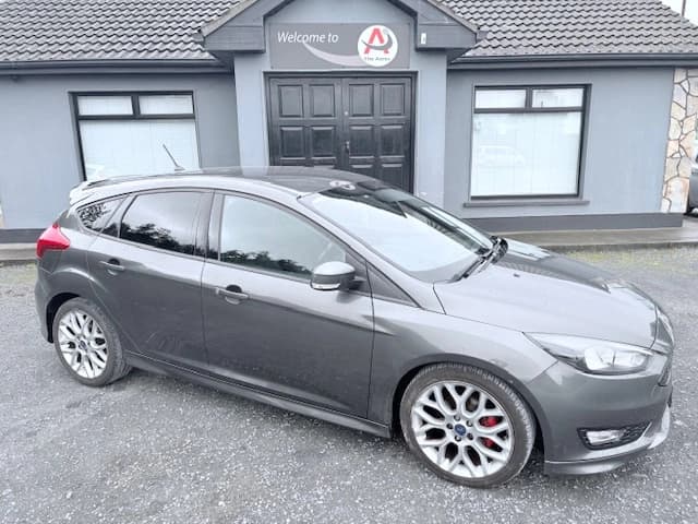 2017 FORD FOCUS - thumbnail 2