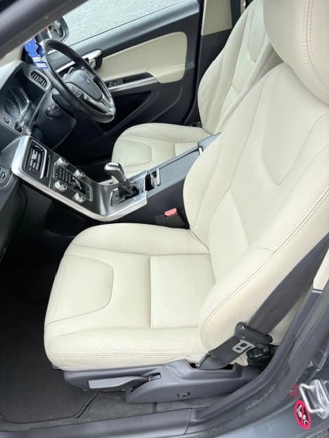 2016 VOLVO V60 - thumbnail 3
