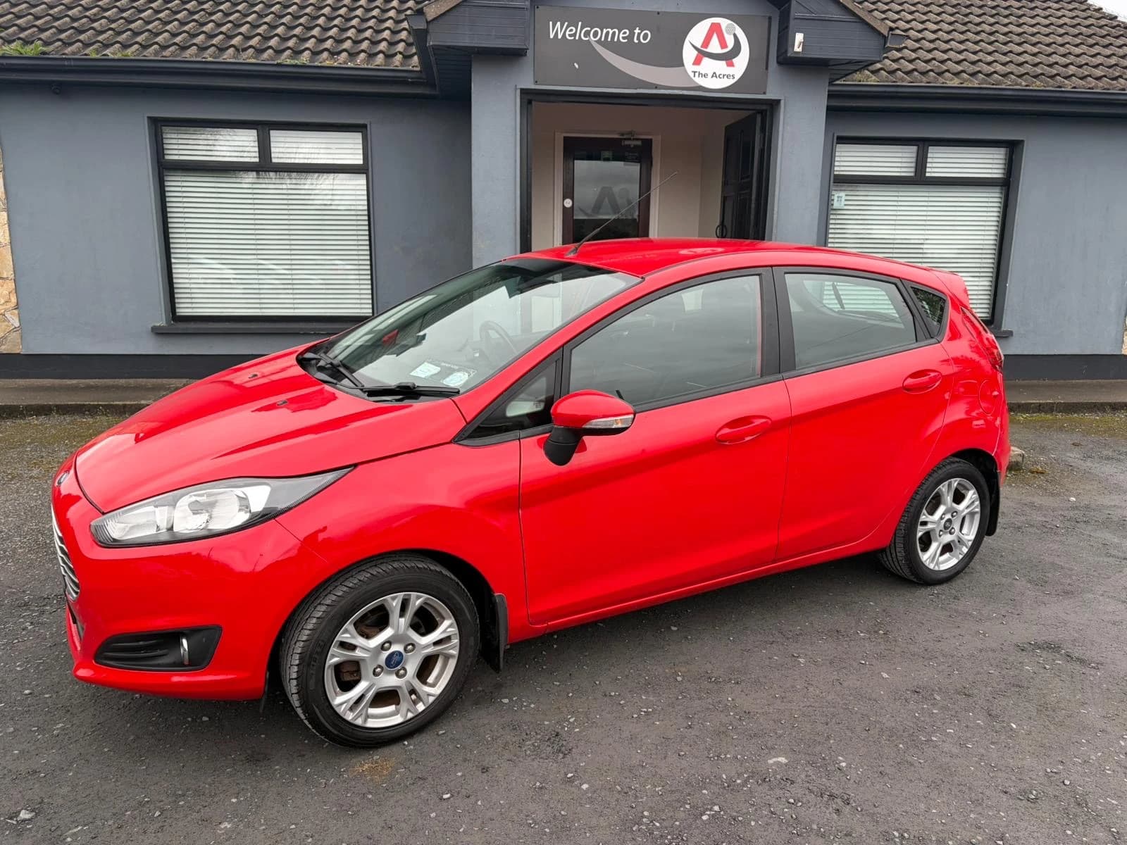 2013 FORD FIESTA