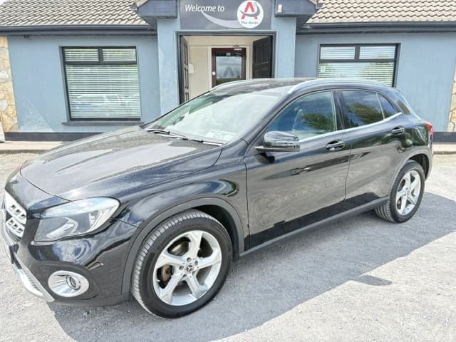 2018 MERCEDES BENZ GLA