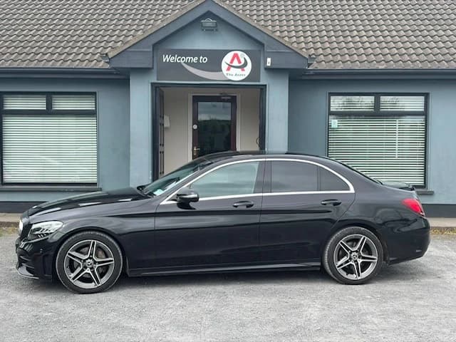 2019 Mercedes-Benz C SERIES